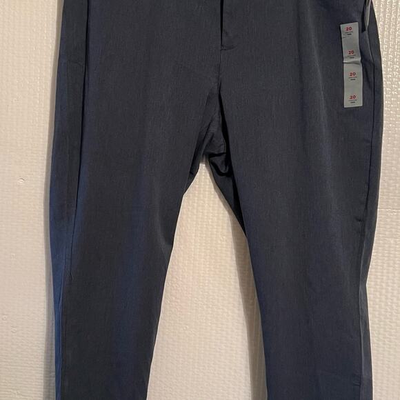 NWT Old Navy high rise pixie never fade pant.Plus size 20. Secret slim  pockets. - Picture 7 of 16